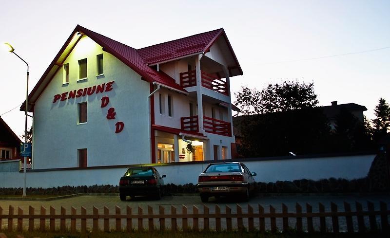 Pensiunea D&D Fagaras Exterior photo